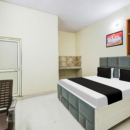 Hotel O J.D Kings Faridabad Zewnętrze zdjęcie