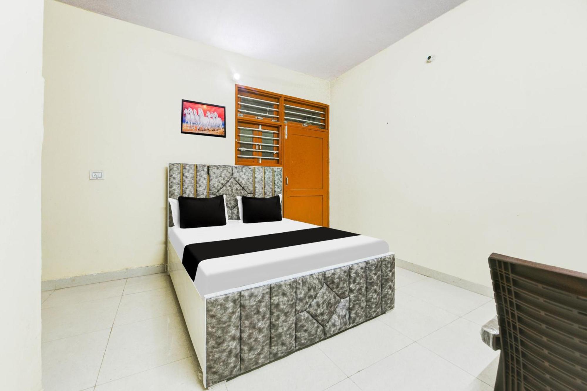 Hotel O J.D Kings Faridabad Zewnętrze zdjęcie