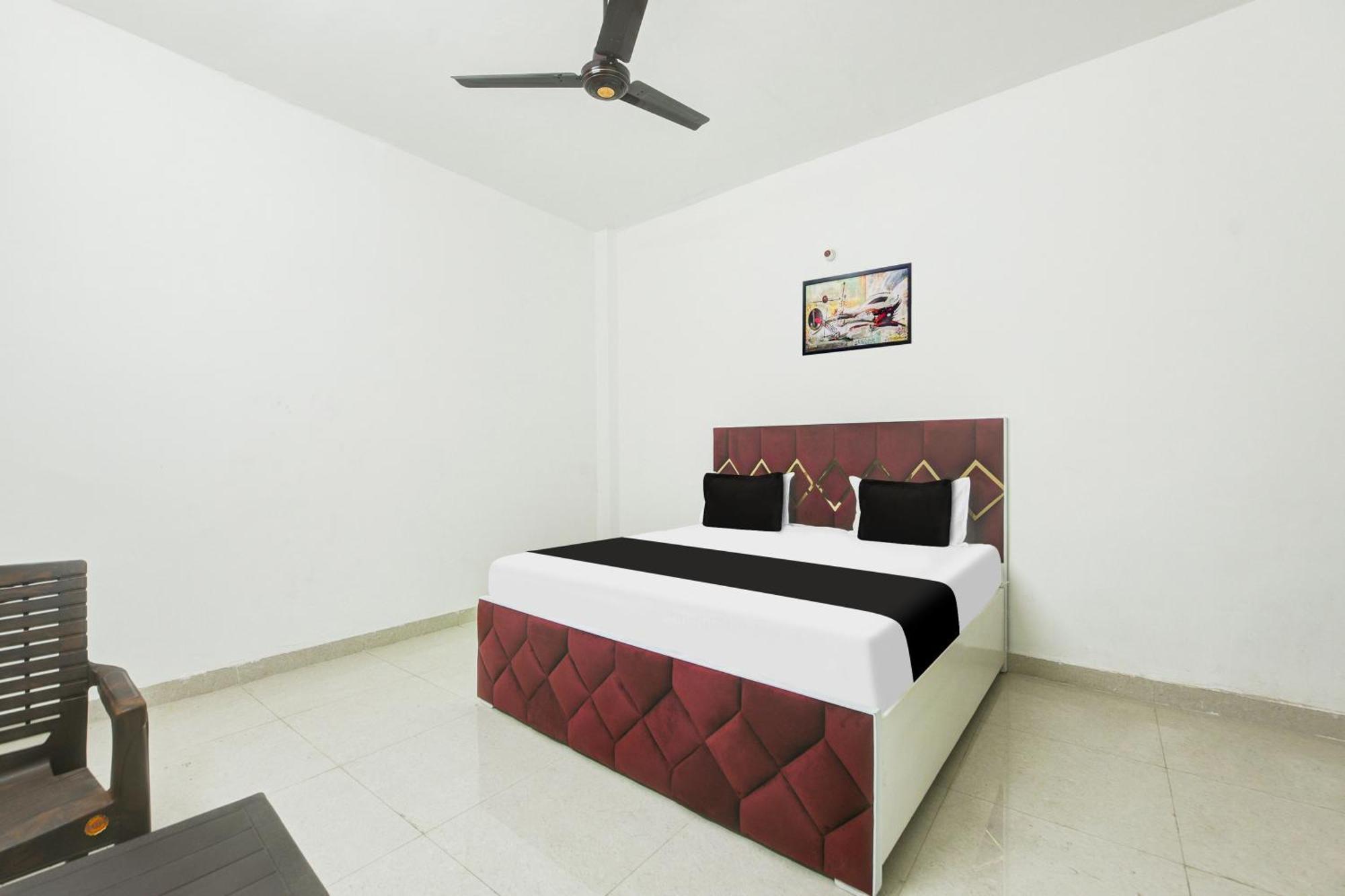 Hotel O J.D Kings Faridabad Zewnętrze zdjęcie