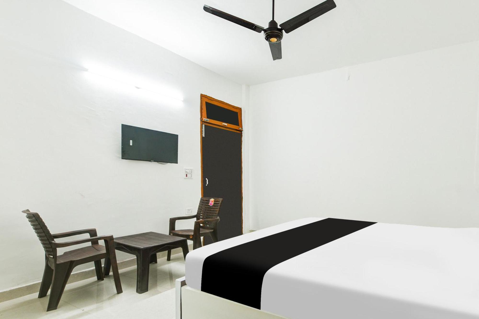 Hotel O J.D Kings Faridabad Zewnętrze zdjęcie