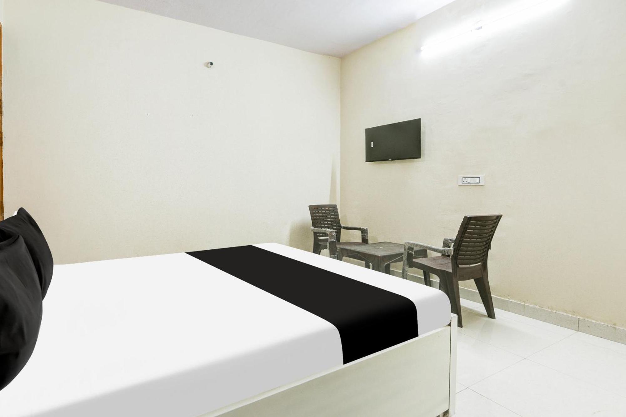 Hotel O J.D Kings Faridabad Zewnętrze zdjęcie